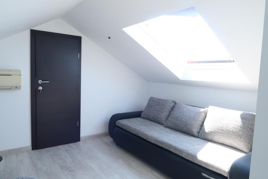 Sunshine Apartment