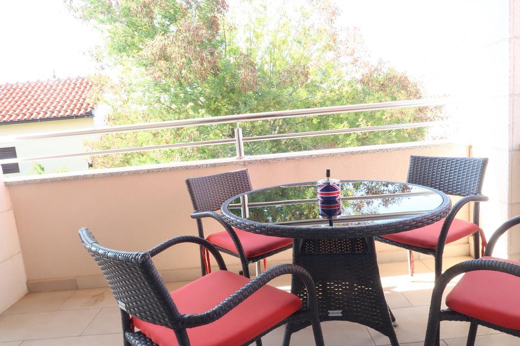 Sunshine Apartment